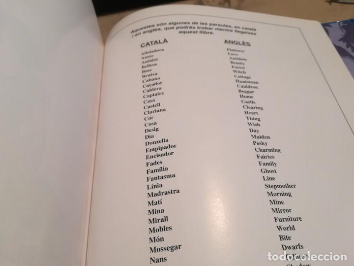 Libros de segunda mano: Blancaneus i els 7 nans - Disney - edici&oacute; catal&agrave; / angl&egrave;s - Foto 9