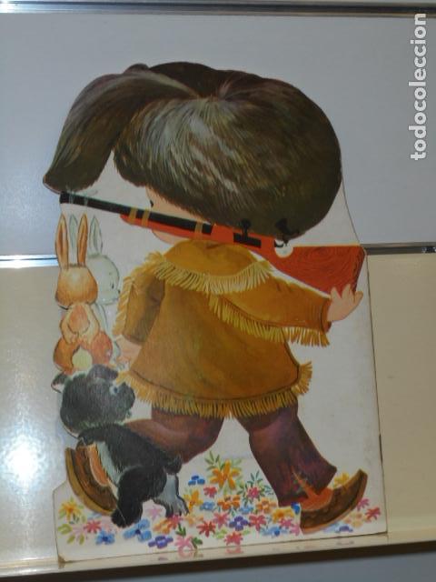 Libros de segunda mano: CUENTO TROQUELADO DANI EL EXPLORADOR - EDITORIAL COLON - - Foto 2