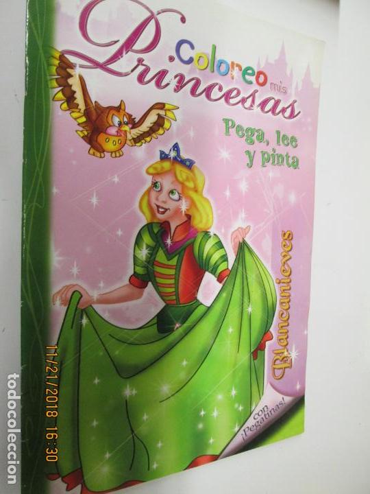 Libros de segunda mano: COLOREO MIS PRINCESAS- BLANCANIEVES - CON PEGATINAS - Foto 1