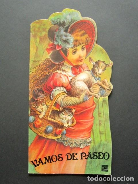 Libros de segunda mano: CUENTO TROQUELADO ILUSTRADO - VAMOS DE PASEO - Foto 1