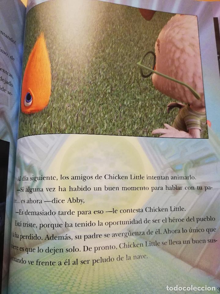 Libros de segunda mano: EL LIBRO DE LA PEL&Iacute;CULA (DISNEY) CHICKEN LITTLE - Foto 6