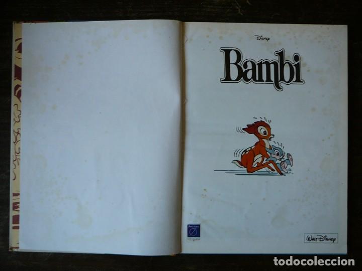 Libros de segunda mano: Bambi. Libro en ingl&eacute;s y catal&aacute;n. Comic. Walt Disney 1996. - Foto 13