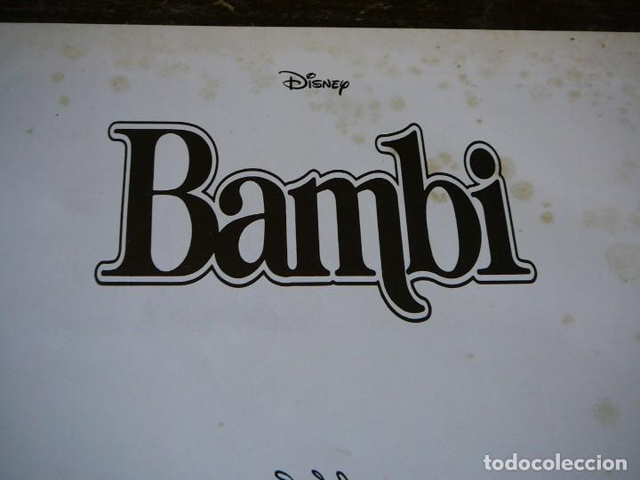 Libros de segunda mano: Bambi. Libro en ingl&eacute;s y catal&aacute;n. Comic. Walt Disney 1996. - Foto 15