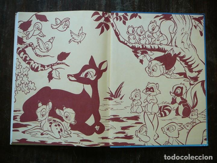 Libros de segunda mano: Bambi. Libro en ingl&eacute;s y catal&aacute;n. Comic. Walt Disney 1996. - Foto 23