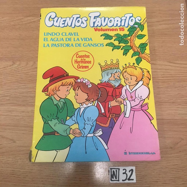 Libros de segunda mano: Cuentos favoritos - Foto 2