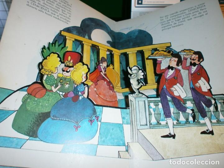 Libros de segunda mano: LIBRO-RELIEVE N&ordm; 3 - CENICIENTA - EDITORIAL ROMA, 1985. - Foto 4