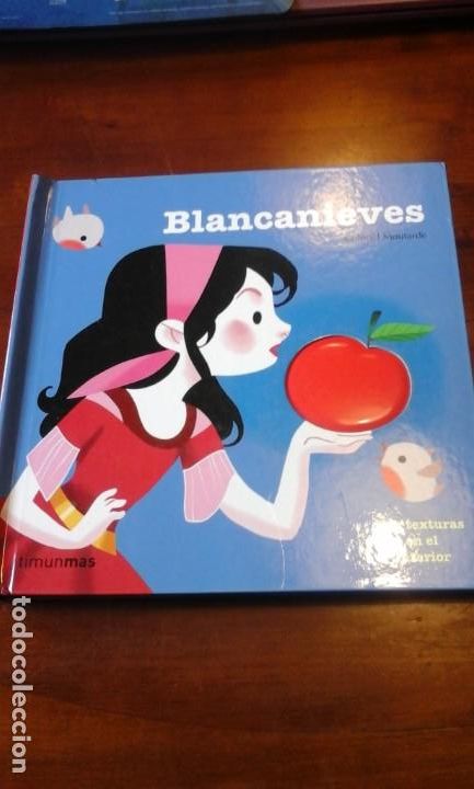 Libros de segunda mano: BLANCANIEVES. Libro ilustrado con texturas (Barcelona, 2014) - Foto 1
