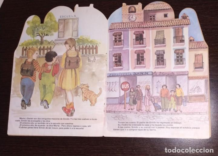 Libros de segunda mano: CUENTO TROQUELADO LA TORRE DEL RELOJ. EDIGRAF, 1981 - Foto 2