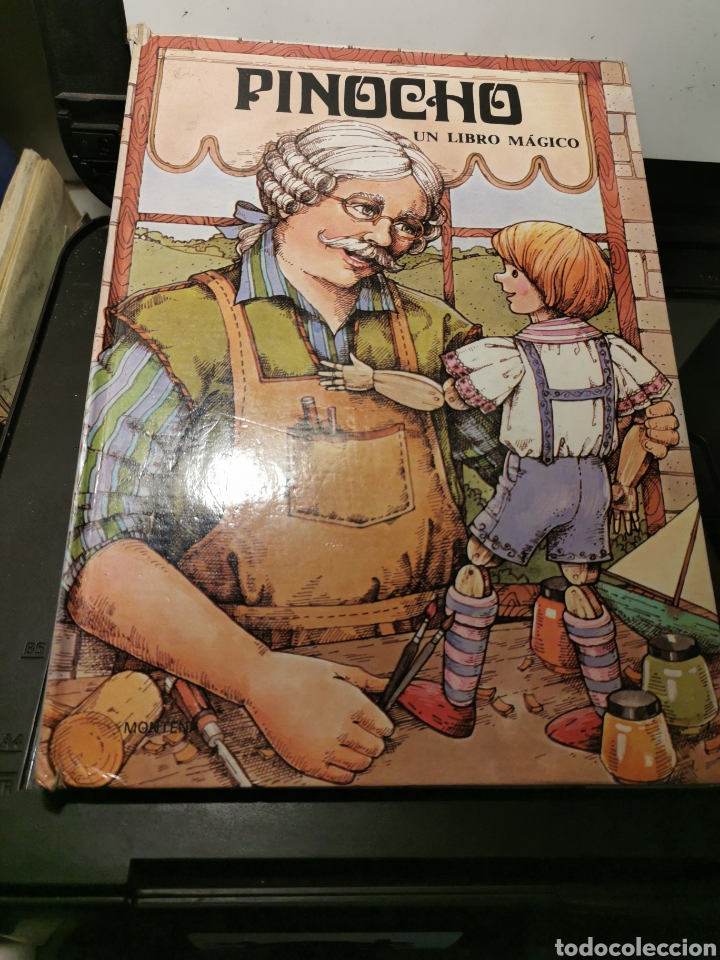 Libros de segunda mano: COLECCI&Oacute;N LIBROS M&Aacute;GICOS PINOCHO, montena - Foto 1