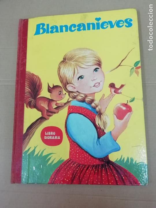 Libros de segunda mano: BLANCANIEVES. LIBRO DIORAMA- 1969 - Foto 1