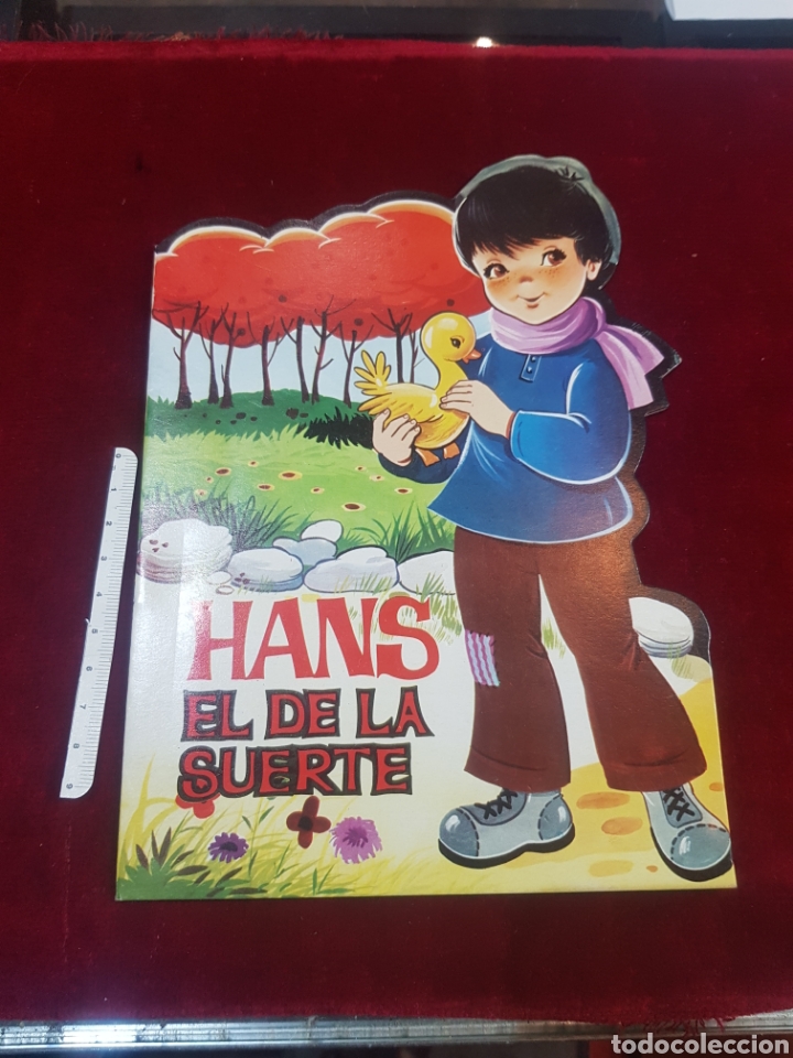 Libros de segunda mano: Cuento infantil troquelado Hans de la suerte a&ntilde;os 70