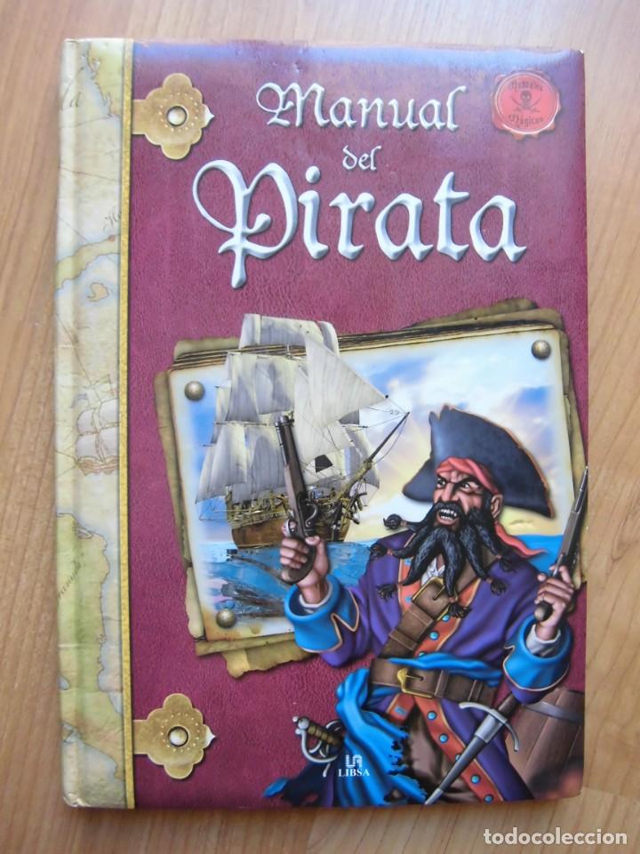 Libros de segunda mano: LIBRO INFANTIL MANUAL DEL PIRATA LIBSA - Foto 1