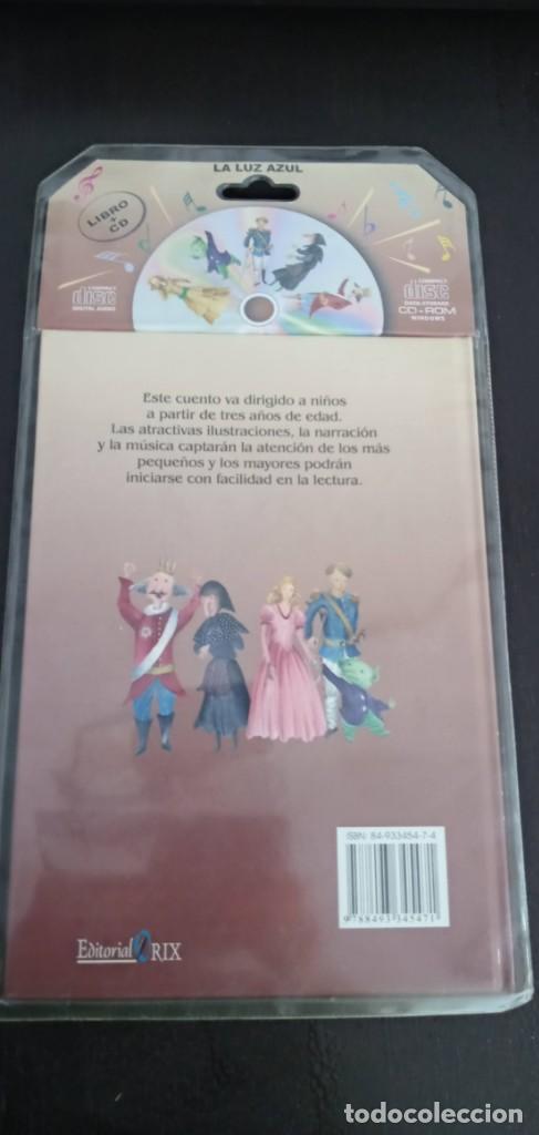 Libros de segunda mano: La luz azul Jacob y Wilhelm Grimm Libro y Cd NUEVO - Foto 3