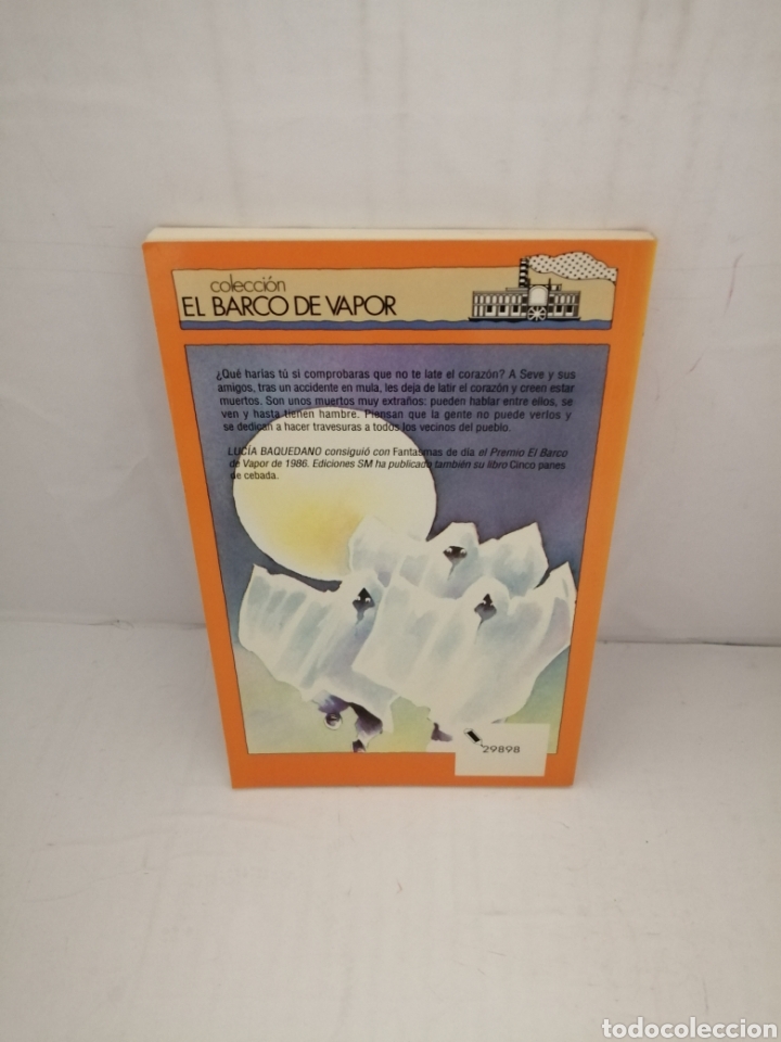 Libros de segunda mano: Fantasmas de D&iacute;a - Foto 2