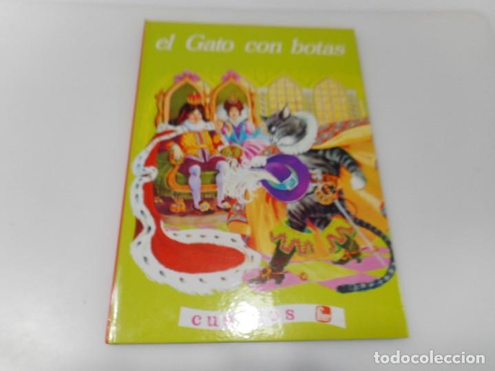 Libros de segunda mano: El gato con botas Q3419T - Foto 1