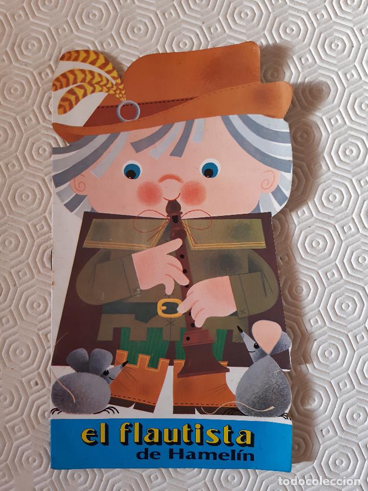 Libros de segunda mano: CUENTO TROQUELADO. EL FLAUTISTA DE HAMELIN. - Foto 1