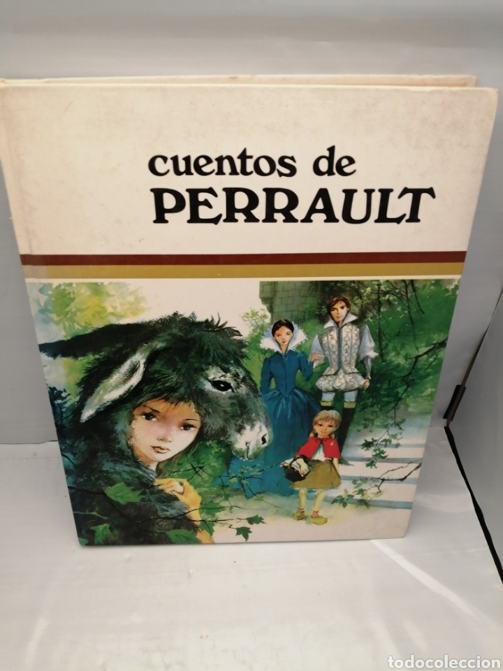 Libros de segunda mano: Cuentos de Perrault - Foto 1