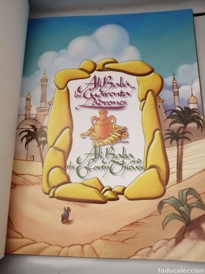 Libros de segunda mano: AL&Iacute; BAB&Aacute; Y LOS 40 LADRONES / EL SASTRECILLO VALIENTE / PIEL DE ASNO (BILING&Uuml;E) - Foto 3