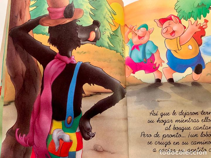 Libros de segunda mano: CUENTO DE LOS TRES CERDITOS MINICLASICOS DE LIBSA A&Ntilde;O 2000 - Foto 4
