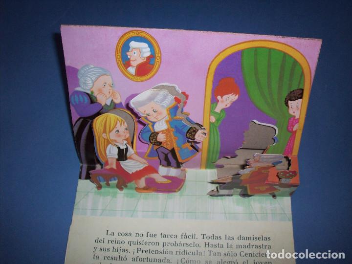 Libros de segunda mano: la cenicienta, CUENTOS CLASICOS PANORAMICOS - Foto 2
