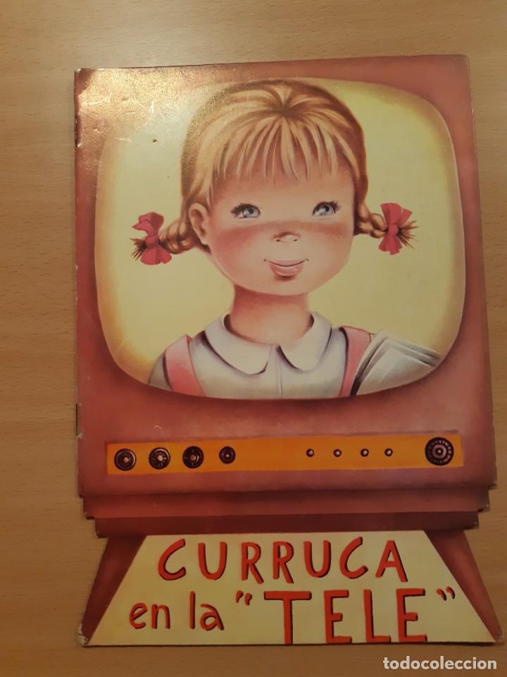 Libros de segunda mano: CURRUCA EN LA TELE CUENTO TROQUELADO EDITORIAL COLON - Foto 1