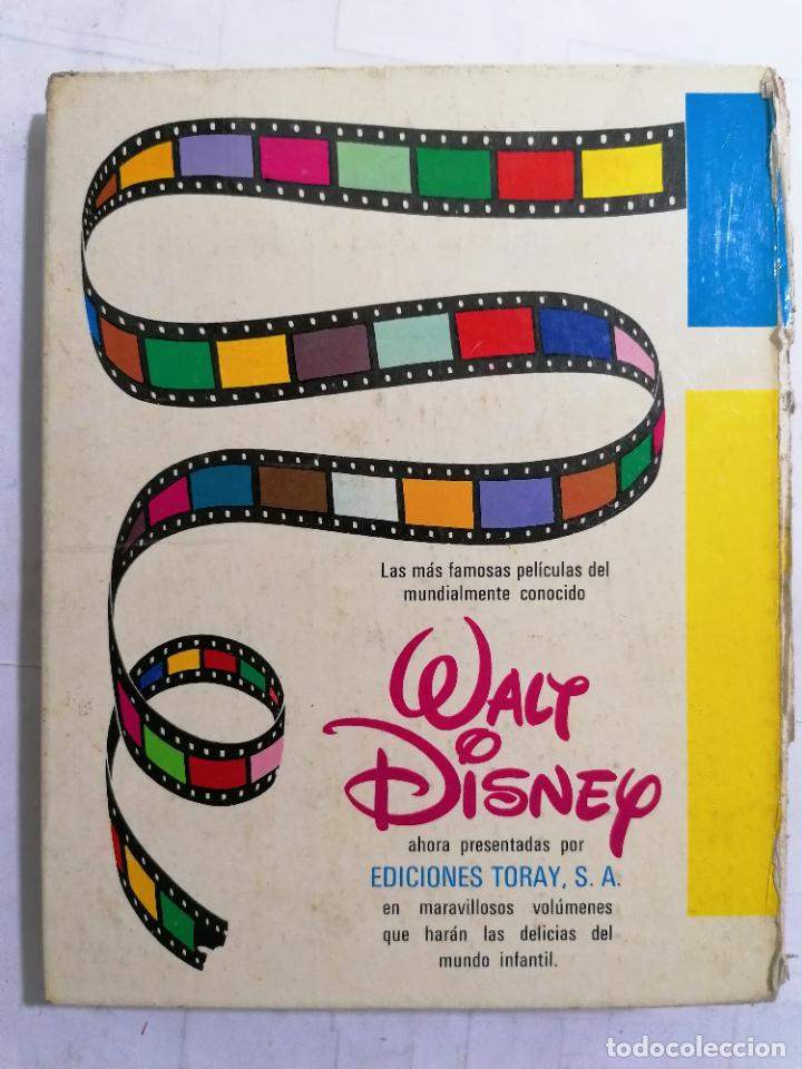 Libros de segunda mano: WALT DISNEY PRESENTA LA CENICIENTA EDICIONES TORAY, A&Ntilde;O1976 - Foto 2