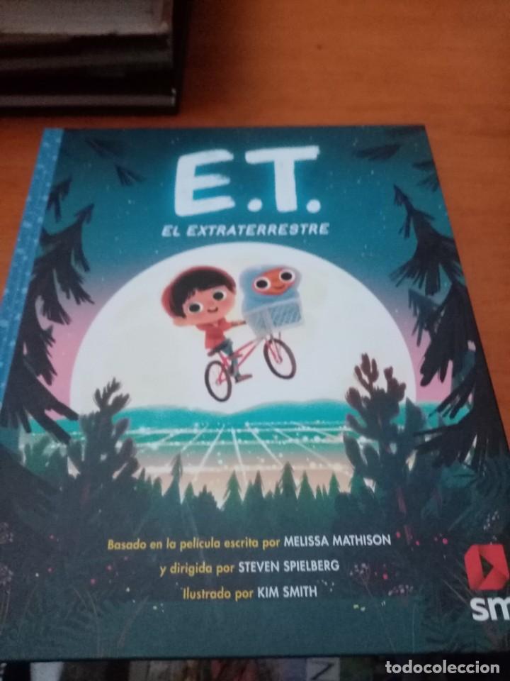 Libros de segunda mano: E.T. EL EXTRATERRESTRE. . ILUSTRADO KIM SMITH. EST23B3 - Foto 1