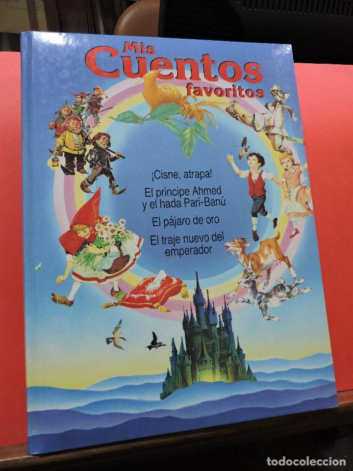 Libri di seconda mano: Mis Cuentos Favoritos &iexcl;Cisne, atrapa!, El pr&iacute;ncipe Ahmed, El p&aacute;jaro de oro, El traje nuevo emperador