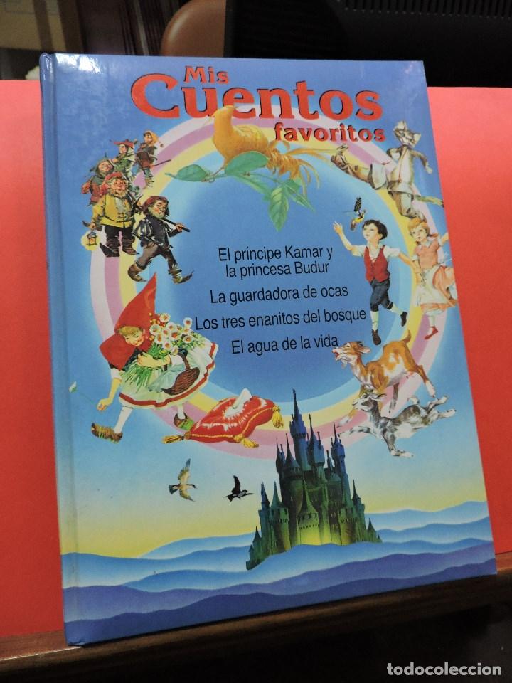Libri di seconda mano: Mis Cuentos Favoritos. El principe Kamar y la princesa Budur, Guardadora ocas, Tres enanitos, Agua