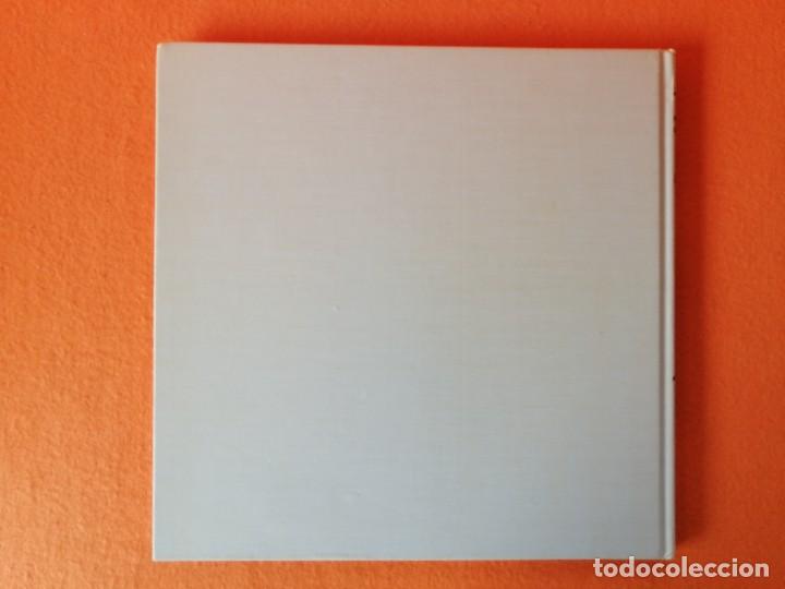 Libros de segunda mano: LIBRO INFANTIL -QU&Egrave; EM PASSA- (en idioma catal&agrave;) - Foto 2