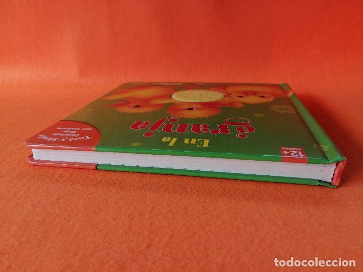 Libros de segunda mano: CUENTO INFANTIL -EN LA GRANJA- TOCA Y SIENTE (con texturas). - Foto 7