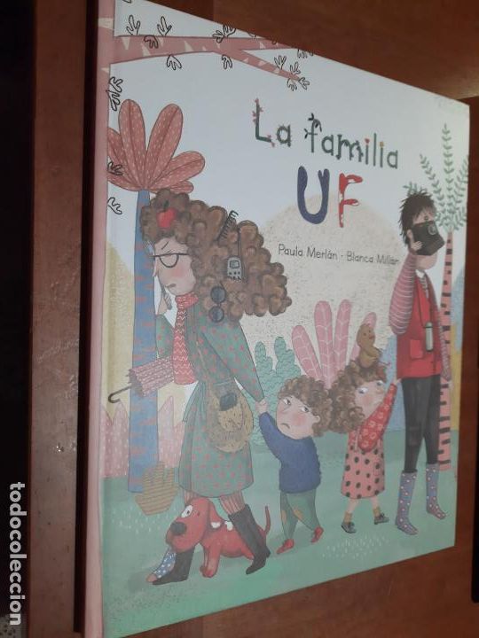 Gebrauchte B&uuml;cher: LA FAMILIA UF. PAULA MERL&Aacute;N. BLANCA MILL&Aacute;N. BUEN ESTADO. ALBUM ILUSTRADO. EE A 1