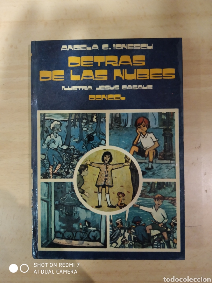 Libros de segunda mano: Detras de las nubes. - Foto 1
