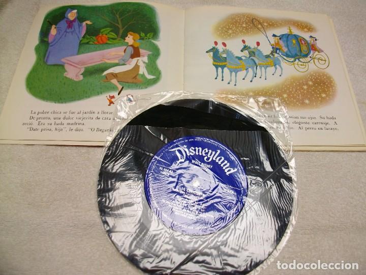 Libros de segunda mano: Walt Disney Presenta El Cuento De La Cenicienta LP 7&rdquo; - Foto 2