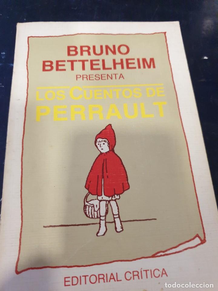 Libros de segunda mano: Los cuentos de Perralut Bruno Bettelheim - Foto 1