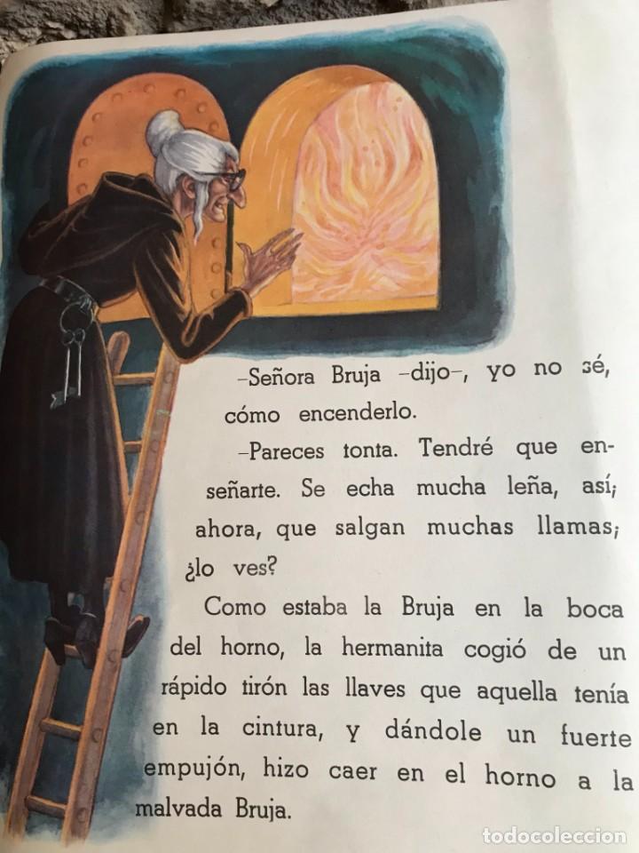 Libros de segunda mano: Cuento gran tama&ntilde;o La casita de chocolate - Foto 3