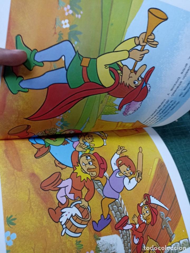 Libros de segunda mano: Cuentos ilusi&oacute;n. Pinocho y otros cuentos - Foto 2