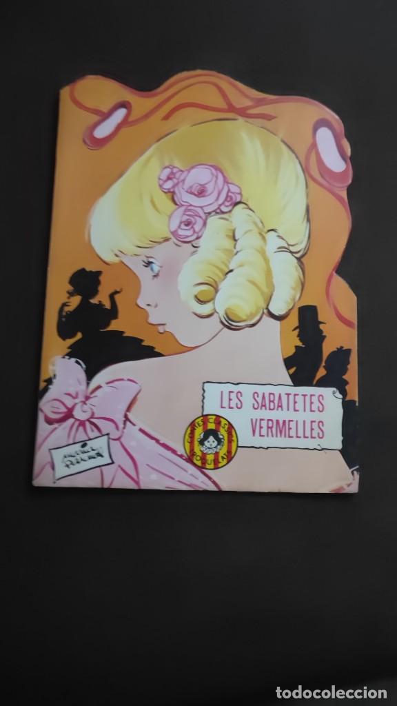 Libros de segunda mano: cuento troquelado LES SABATETES VERMELLES , ediciones toray , REF 147 - Foto 1