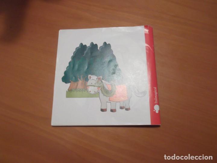 Libros de segunda mano: Cuento &rdquo;El gato con botas&rdquo; en varios idiomas.Imaginarium - Foto 2
