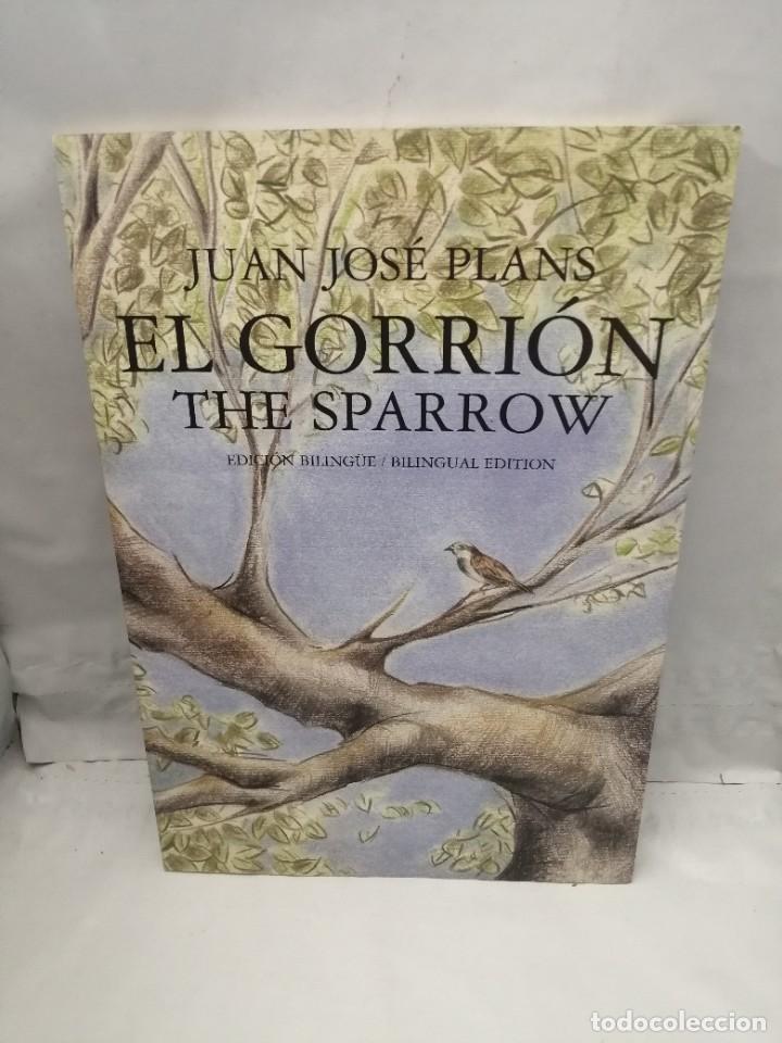 Libros de segunda mano: EL GORRI&Oacute;N/ THE SPARROW (EDICI&Oacute;N BILING&Uuml;E) - Foto 1