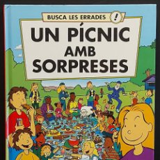 Libros de segunda mano: UN PÍCNIC AMB SORPRESES / BUSCA LES ERRADES / ED: ELFOS-1999 / TAPA DURA.