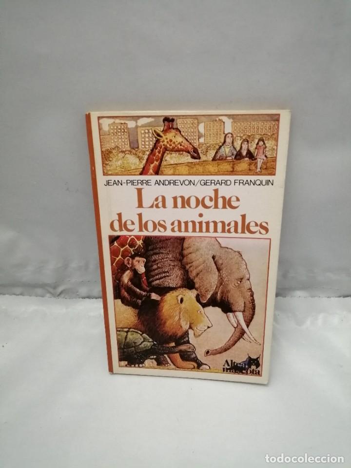 Libros de segunda mano: LA NOCHE DE LOS ANIMALES - Foto 1