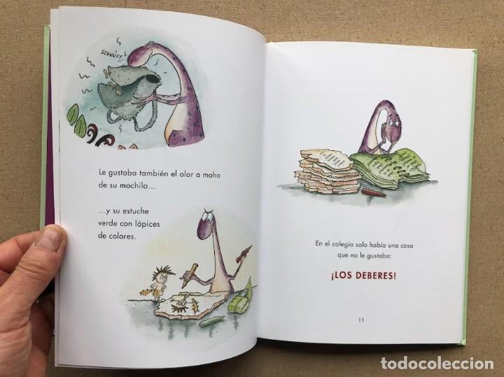 Libros de segunda mano: Mini Saurio y la Ensalada de N&uacute;meros / Ute Krause / Edeb&eacute; / - Foto 4
