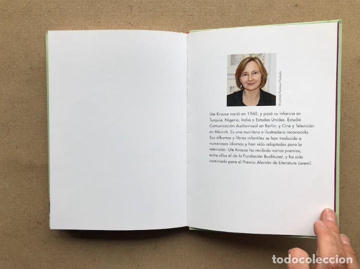 Libros de segunda mano: Mini Saurio y la Ensalada de N&uacute;meros / Ute Krause / Edeb&eacute; / - Foto 19