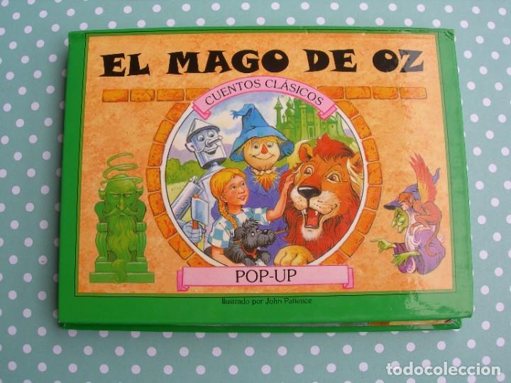 Libros de segunda mano: EL MAGO DE HOZ / POP - UP / CUENTOS - Foto 1