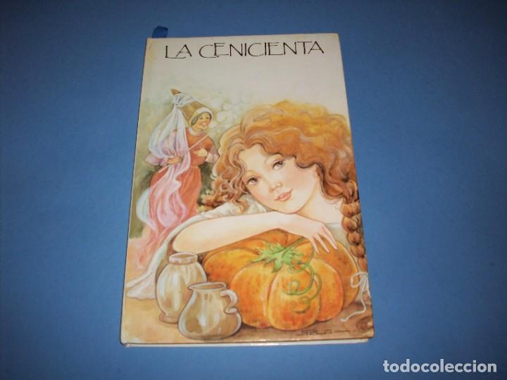 Libros de segunda mano: la cenicienta, pop-up, ediciones con-bel - Foto 1