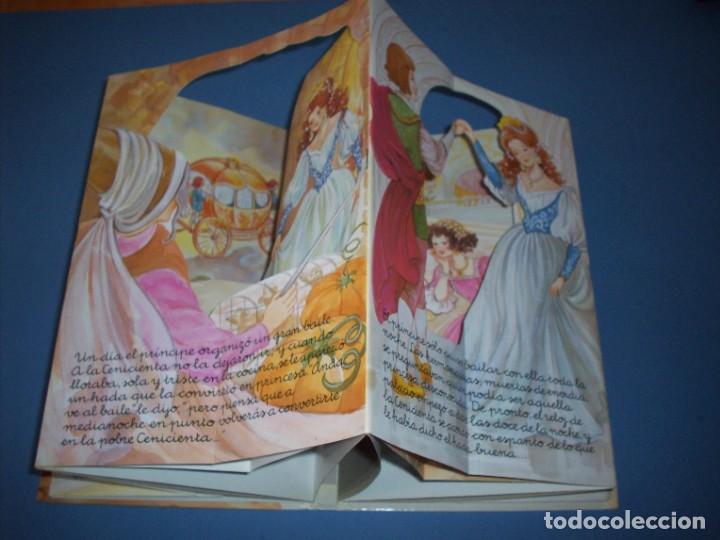 Libros de segunda mano: la cenicienta, pop-up, ediciones con-bel - Foto 2