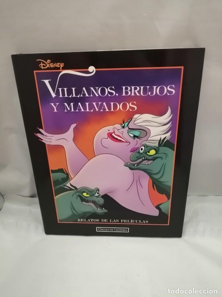 Libros de segunda mano: VILLANOS, BRUJOS Y MALVADOS: RELATOS DE LAS PEL&Iacute;CULAS (CL&Aacute;SICOS ILUSTRADOS DISNEY)
