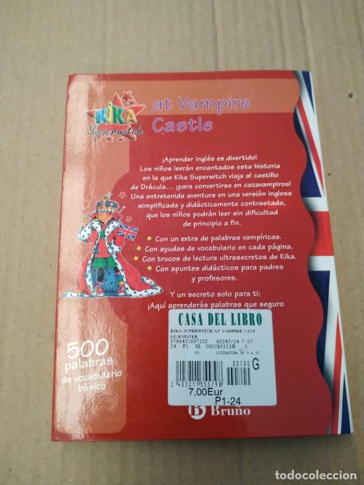 Libros de segunda mano: Kika Superwitch at Vampire Castle - Knister. Bru&ntilde;o - Foto 2