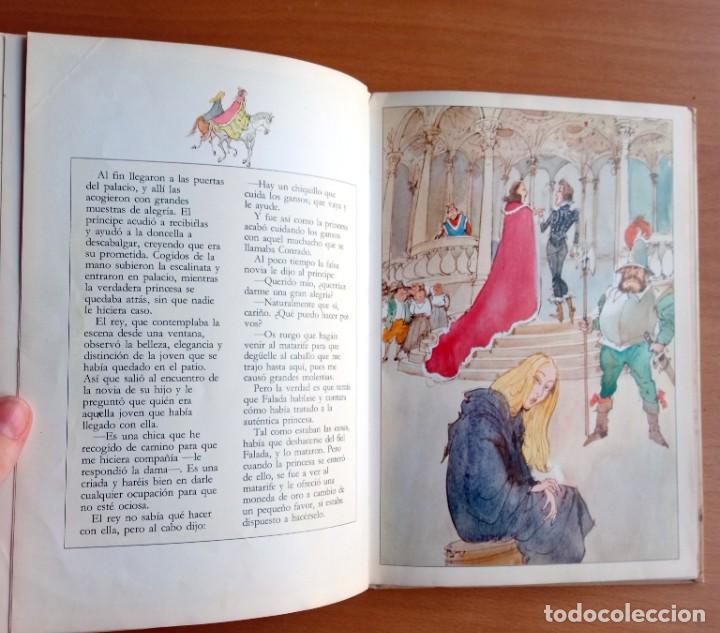 Libros de segunda mano: La Ni&ntilde;a de los gansos, de Jacob y Wilhelm Grimm. - Foto 4